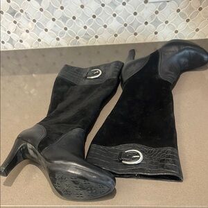 Elegant Black Leather Knee-High Boots